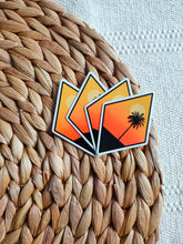 Afbeelding in Gallery-weergave laden, Palmtree Sunset Sticker 4.9x7.0cm
